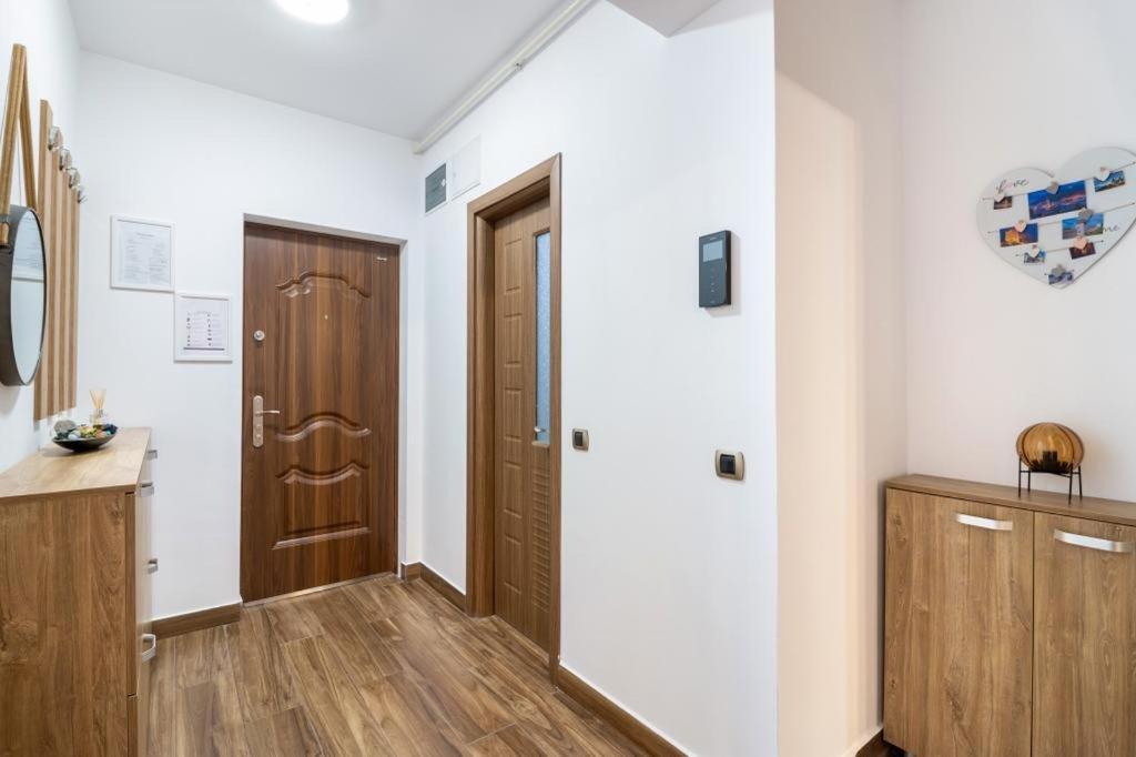 Isaran Residence ブラショフ エクステリア 写真